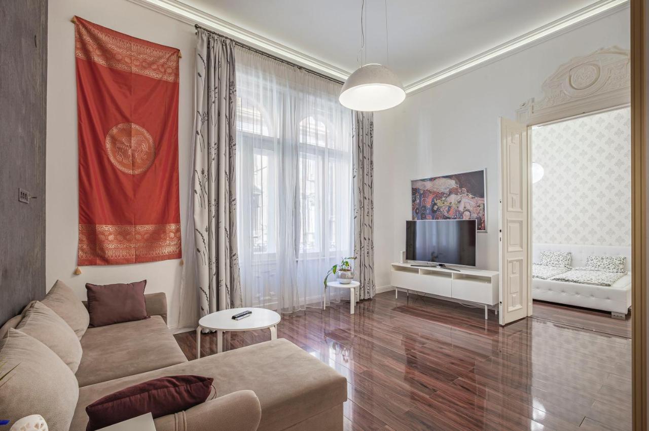 Luxury Art Deco Flat / Big Balcony Appartement Boedapest Buitenkant foto