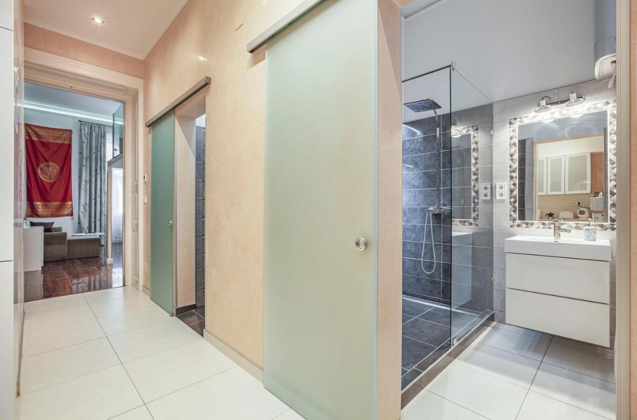 Luxury Art Deco Flat / Big Balcony Appartement Boedapest Buitenkant foto